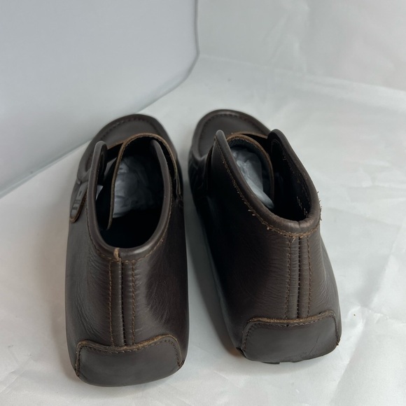 GUCCI
Leather Whipstitch Trim Loafers - Picture 7 of 13